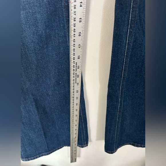 Aritzia Denim Forum The Marianne Flare Jeans Size 29 - Picture 6 of 8